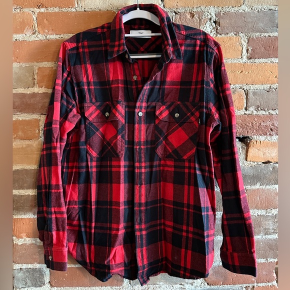 Plaid shirt for fall. Slightly oversized. - Picture 2 of 3